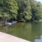 Pod Kasztanem 2 Nad Jeziorem *