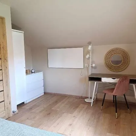 Pod Kasztanem 2 Nad Jeziorem