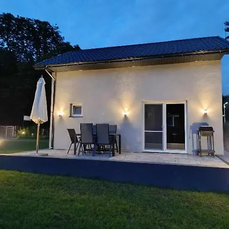 Pod Kasztanem 2 Nad Jeziorem Ferienhaus *