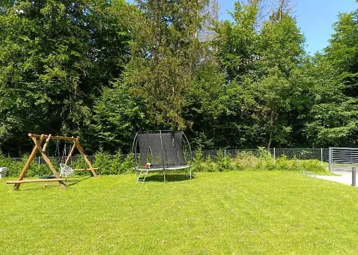 Pod Kasztanem 2 Nad Jeziorem Hébergement de vacances *