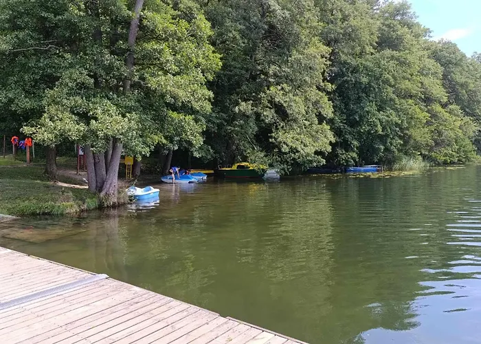 Pod Kasztanem 2 Nad Jeziorem *